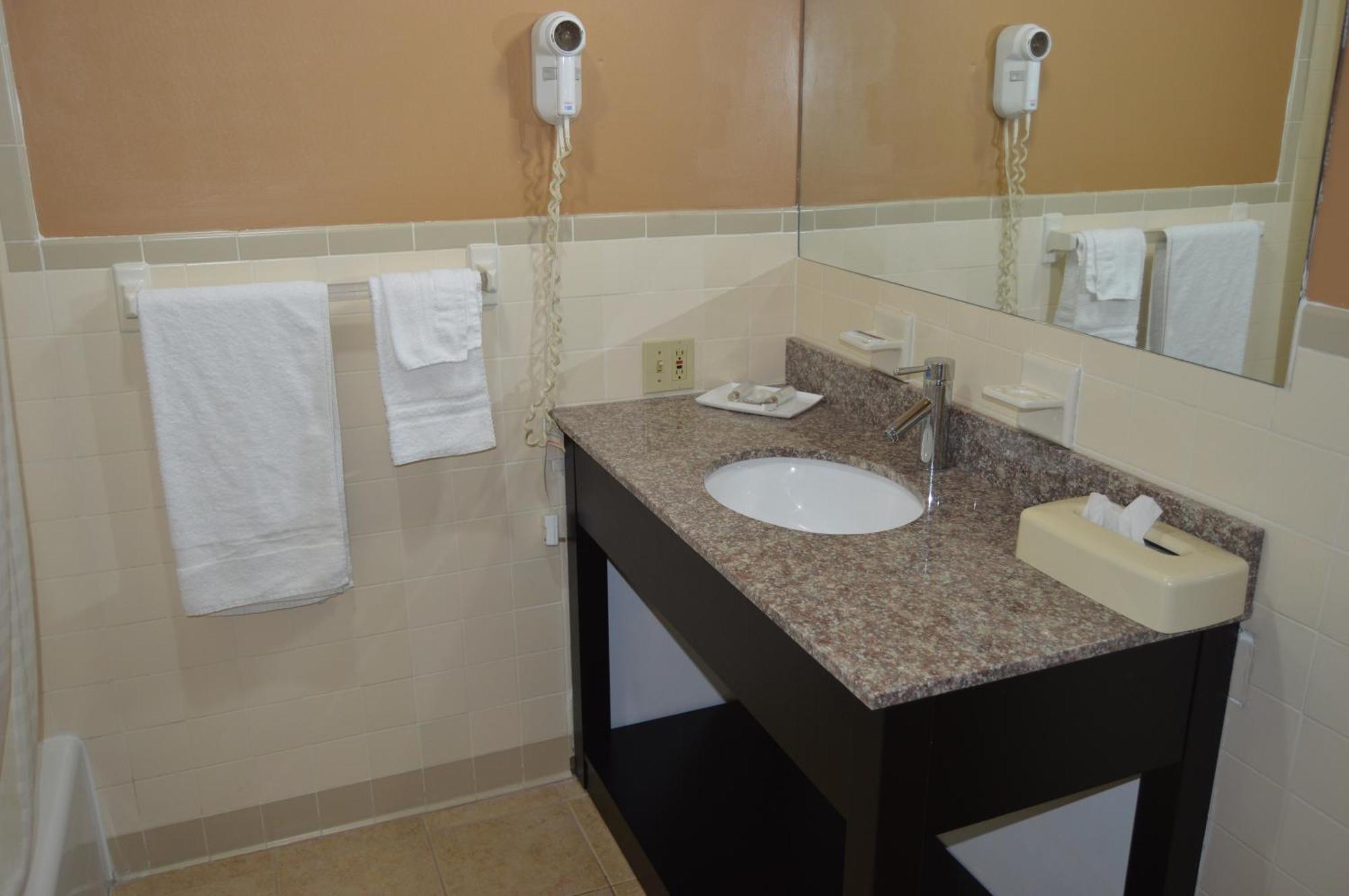New World Inn Barre Стая снимка