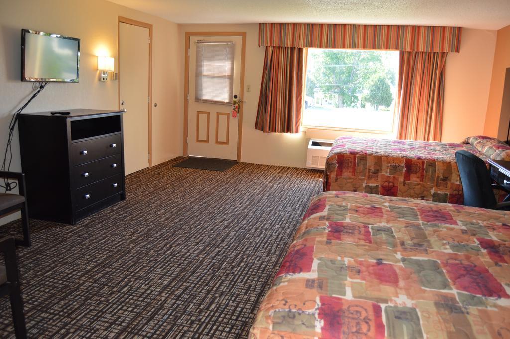 New World Inn Barre Екстериор снимка