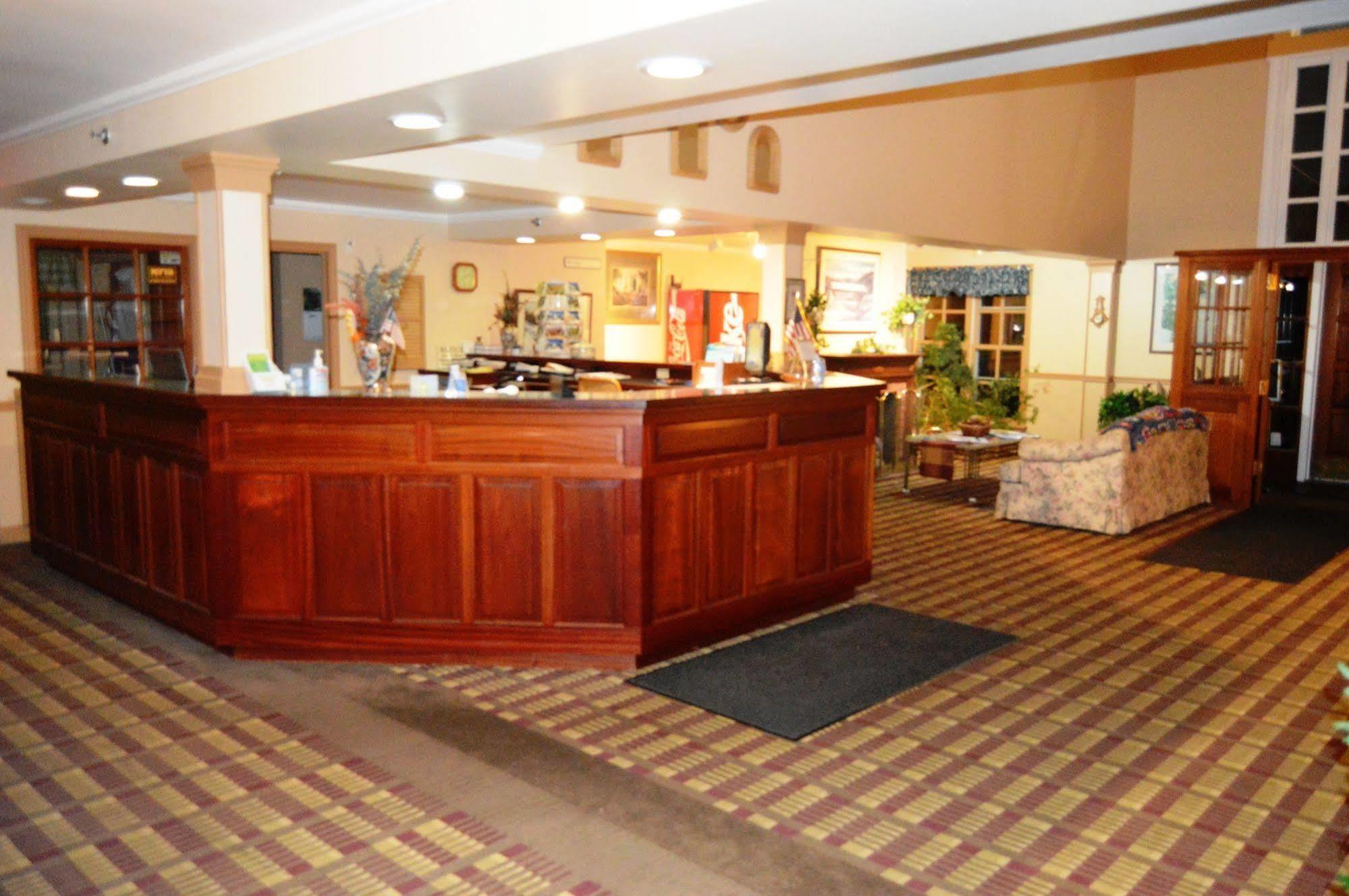 New World Inn Barre Екстериор снимка