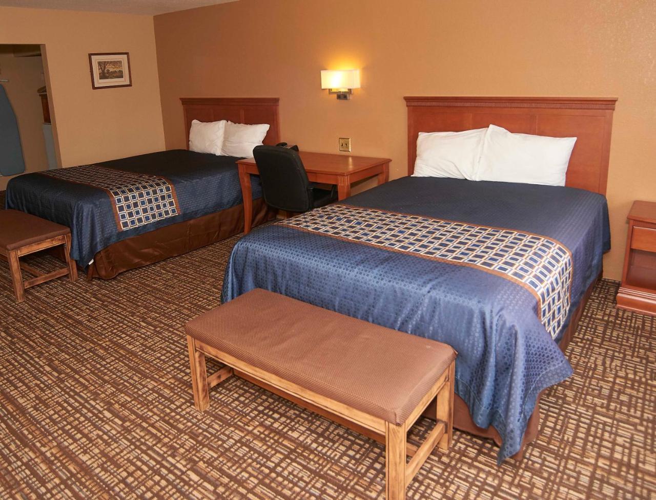 New World Inn Barre Екстериор снимка