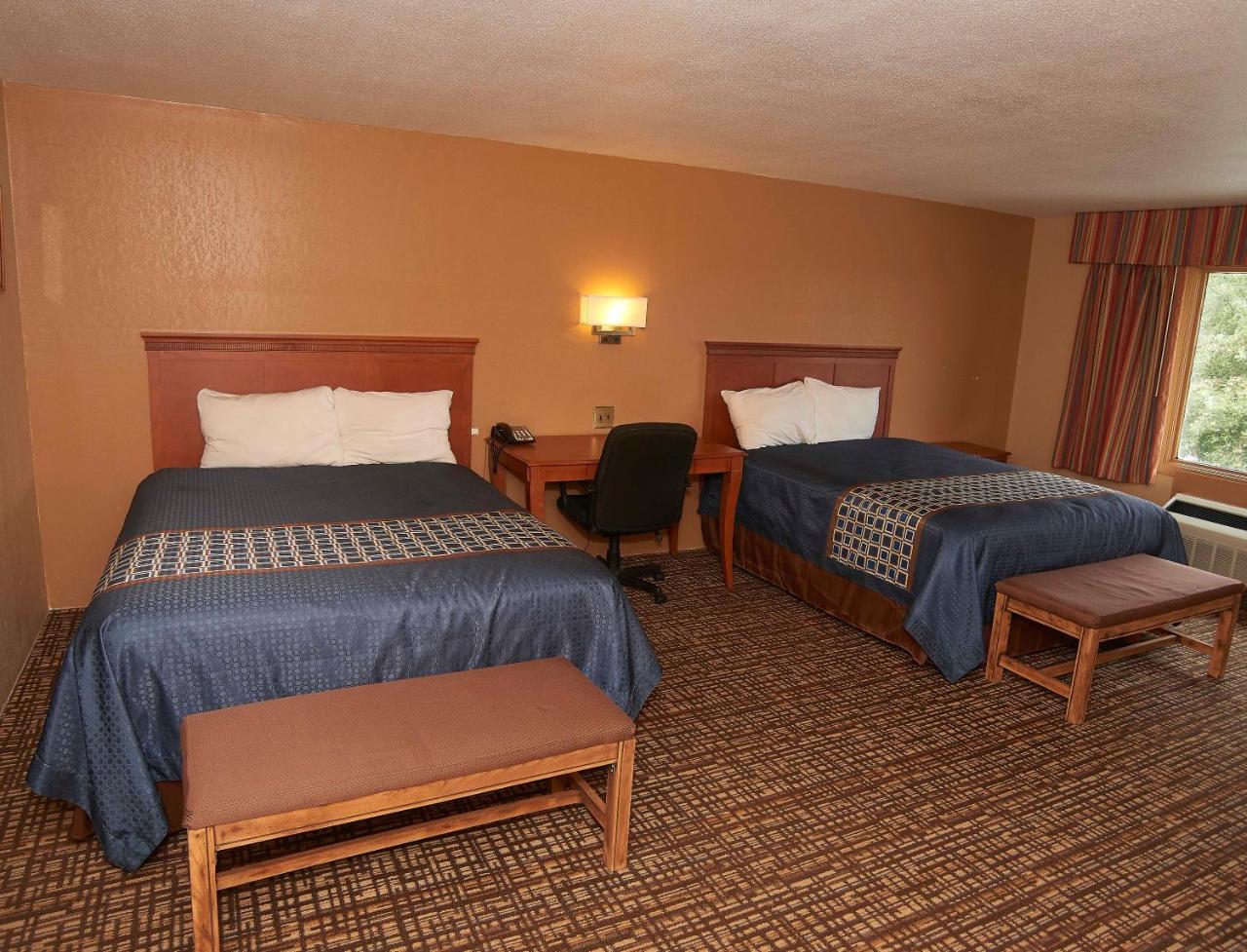 New World Inn Barre Екстериор снимка